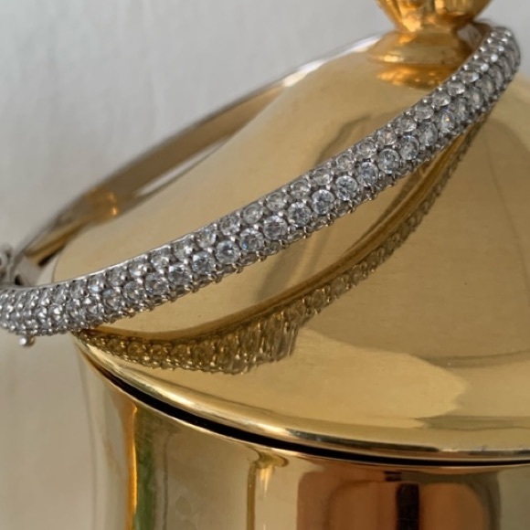 SILVER RHINESTONE BANGLE BRACELET - Picture 1 of 5